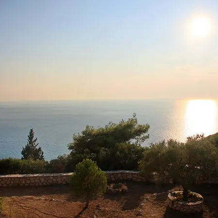 Appartamento Kalivakia View